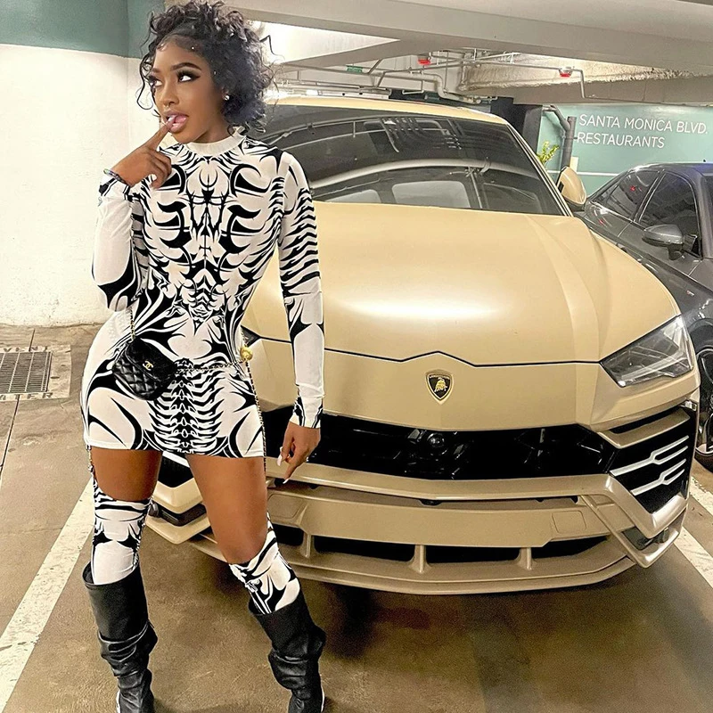 

2022 Autumn New Sexy Fashion Sstreet Personality Casual Printing Long Sleeved Leg Socks Slim Bag Hip Short Dress Women
