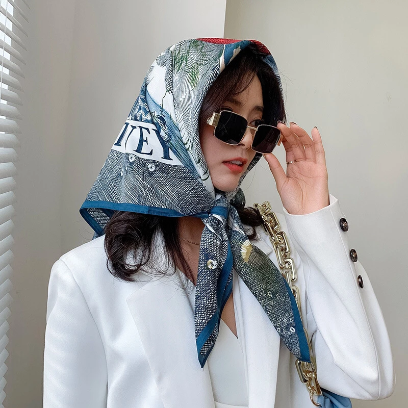 

90cm * 90cm Designed Scarf Lady Shawl Printed Silk Felt Headscarf Scarf Lady Beach Sun Pack Headscarf Lady Wrap Scarf 2021