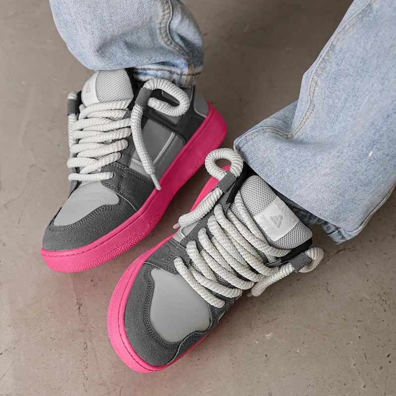 New Men Skateboarding Shoes Women Designer Sneakers Women Original Skate Shoes Leather Retro Parkour Sports Shoes Male Footwear