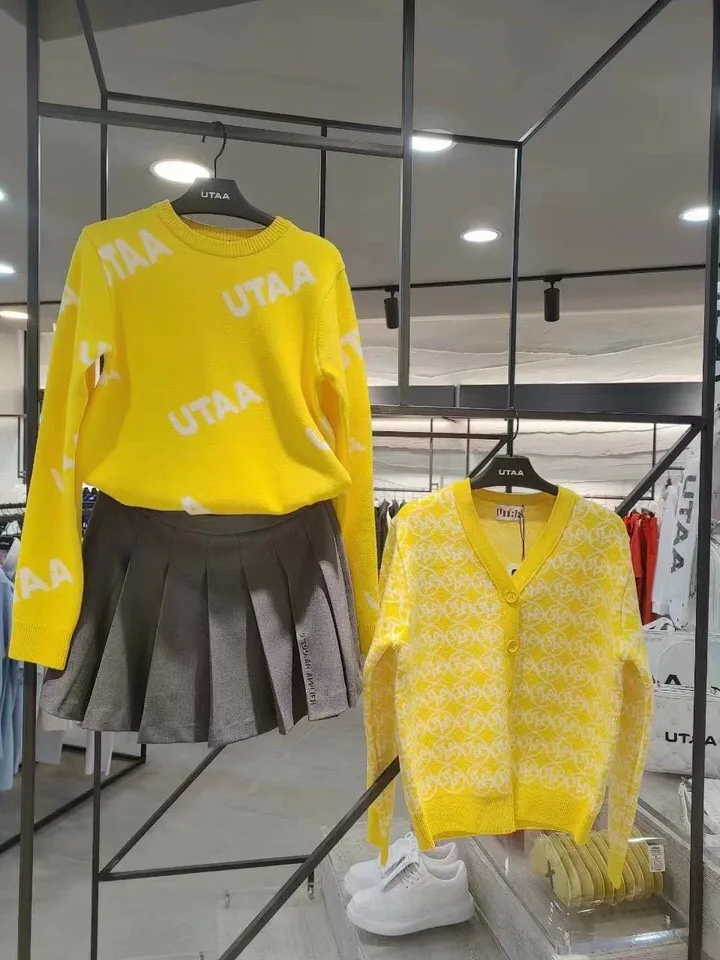 UTAA Fall/Winter Golf Wear for Women Bright Crewneck Casual Versatile Knitwear Thickened jersey with white long sleeves