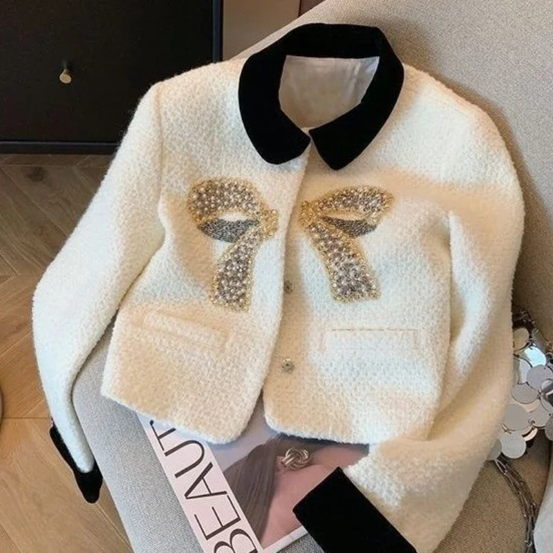 

Luxury Diamonds Beaded Bowtie Blazers Coat Spring Autumn Short OL Pearls Suits Jacket Turn Down Collar Splice Cardigan Crop Tops