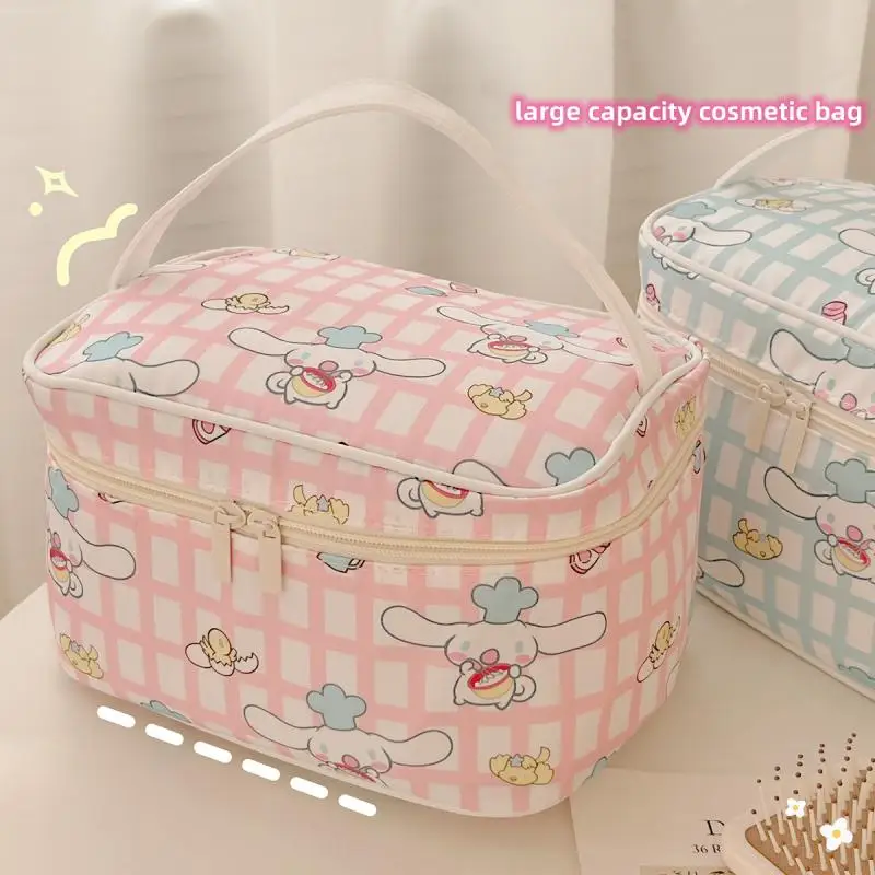 

Kawaii Sanriod аниме хобби Cinnamoroll косметичка большой емкости Выходная портативная Ручная стирка искусственная кожа