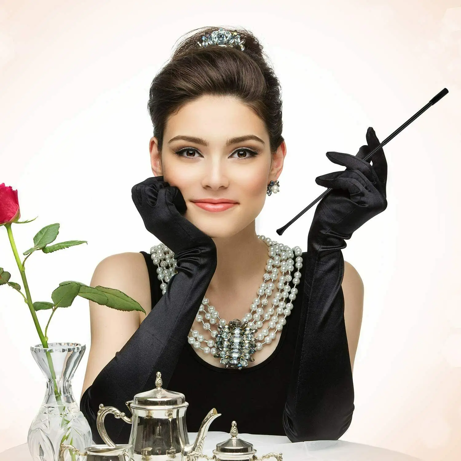 

Audrey Style Vintage Extendable Cigarette Holder Photo Prop Elegant Cigarette Holder
