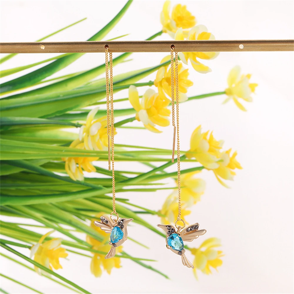 

Fashion Unique Crystal Little Hummingbird Pendant Hoop Stud Earrings For Women Cute Bird Long Tassel Earring Party Jewelry Gifts