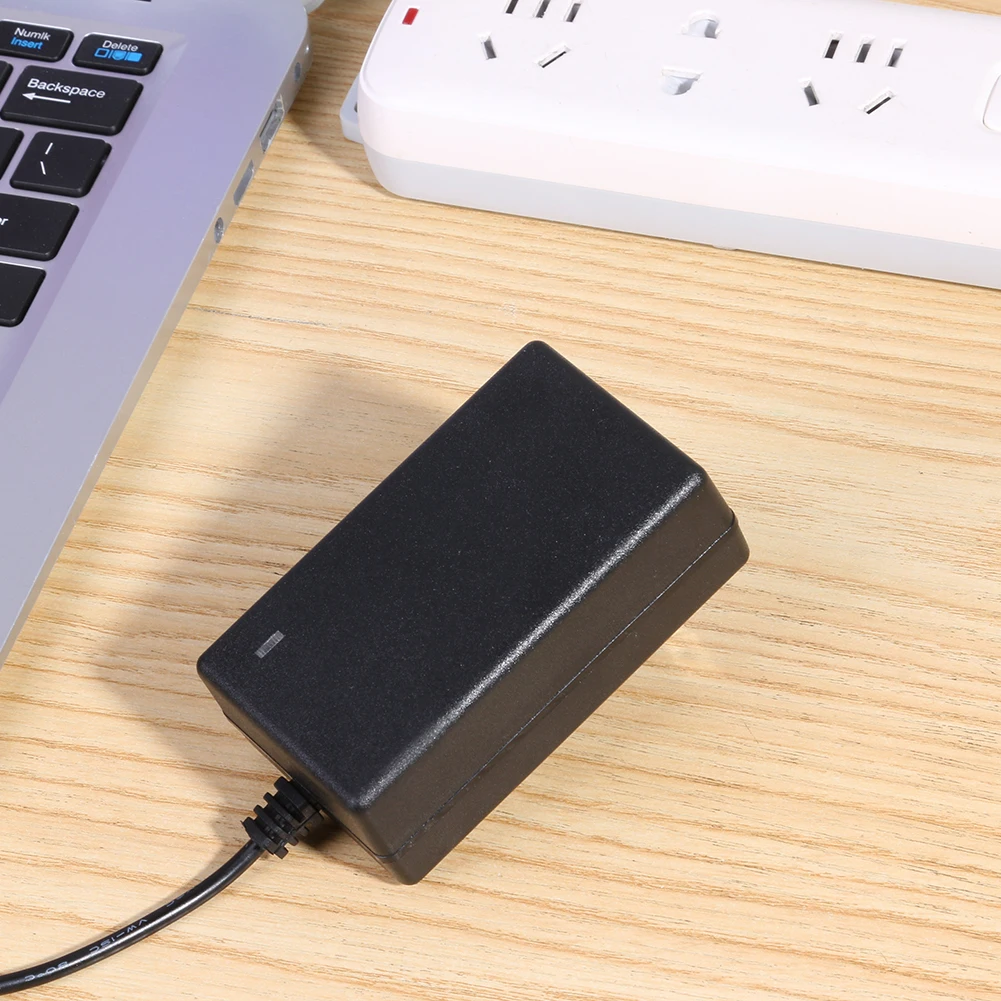 Зарядное устройство для литиевой батареи постоянного тока 21 В 2 А 18650 портативное