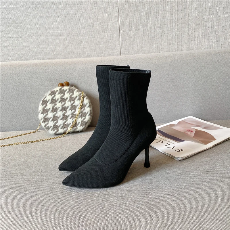 

2022 Women Stretch Yellow Sock Boots 7cm High Heels Short Ankle Boots Lady Combat Kitten Low Heels Fetish Stripper Blue Shoes