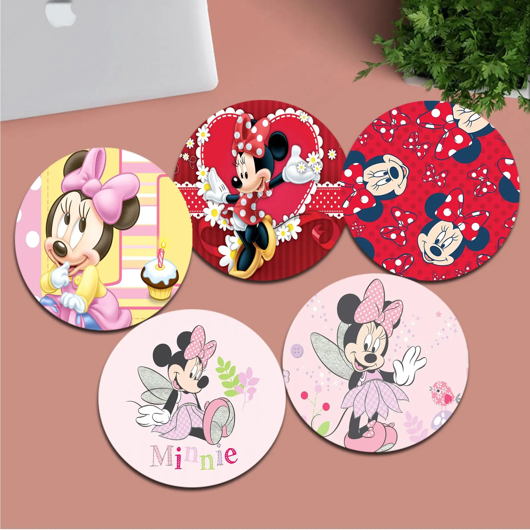 

Disney Minnie Mouse DIY Round Keyboard Mat Table Mat Students Cabinet Gamer Desktop Mousepad Cup Mats Writing Desk Mats