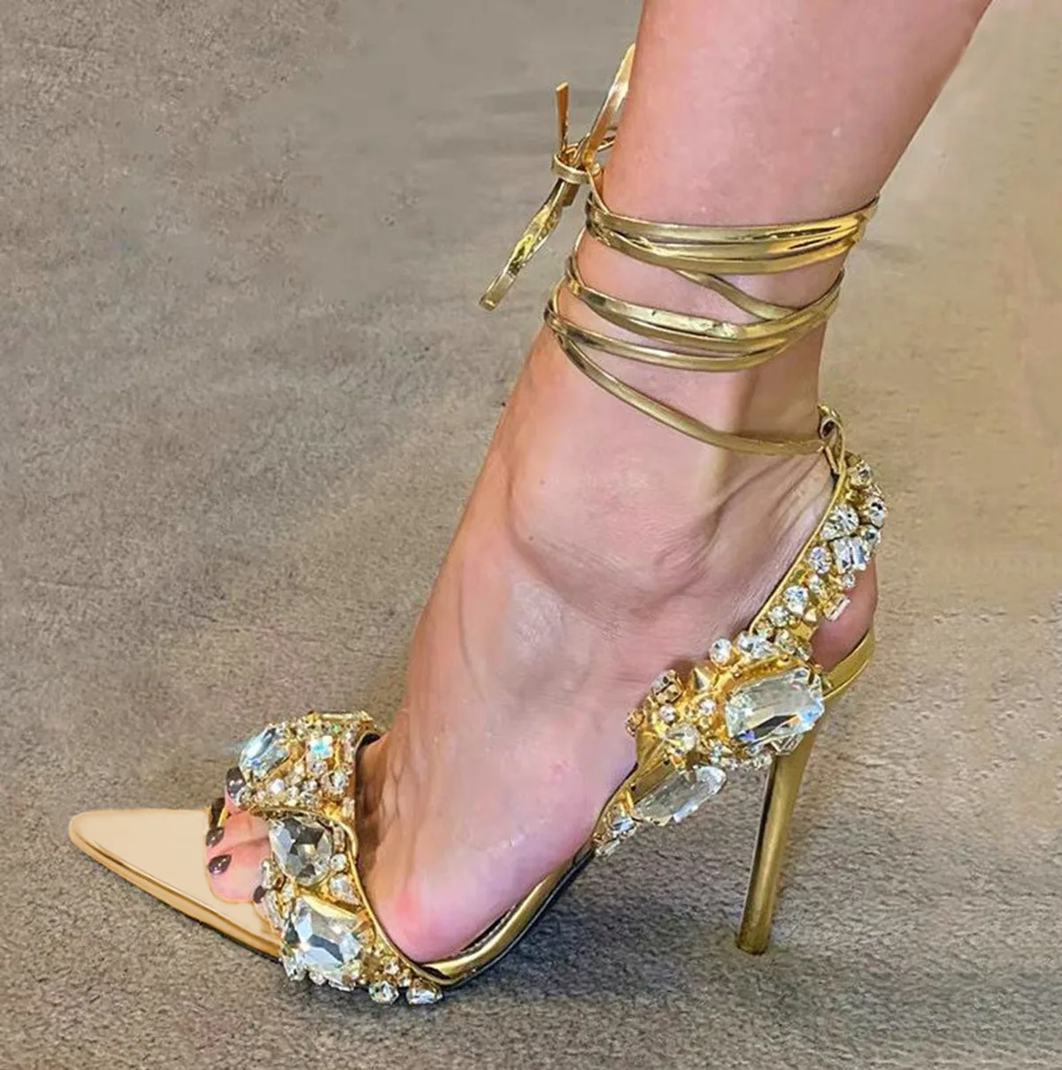 

Женские сандалии Koovan на высоком каблуке, женские летние пикантные туфли с перекрестными стразами и открытым носком, обувь в римском стиле для девочек 12 см, 2023
