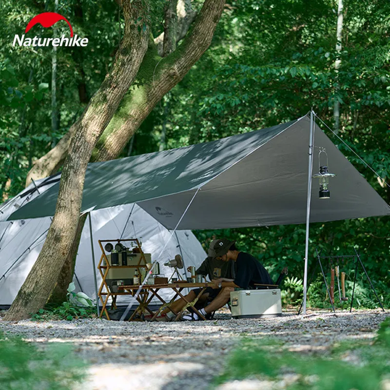 Палатка Naturehike туристическая непромокаемая с серебристым покрытием брезентовый