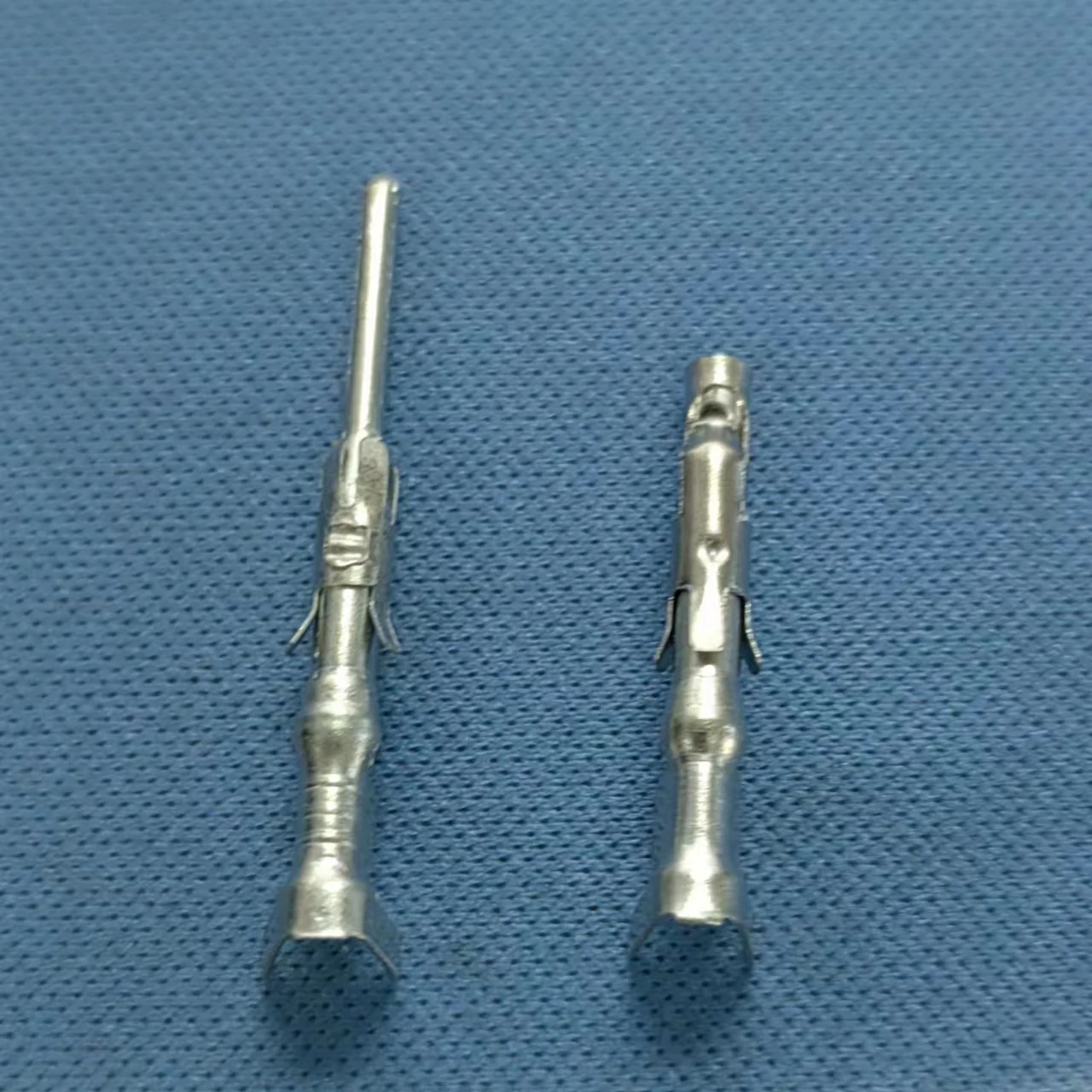 Обжимные соединители для проводки 50 шт, латунные штыри 1,5 мм, штекер или гнездо