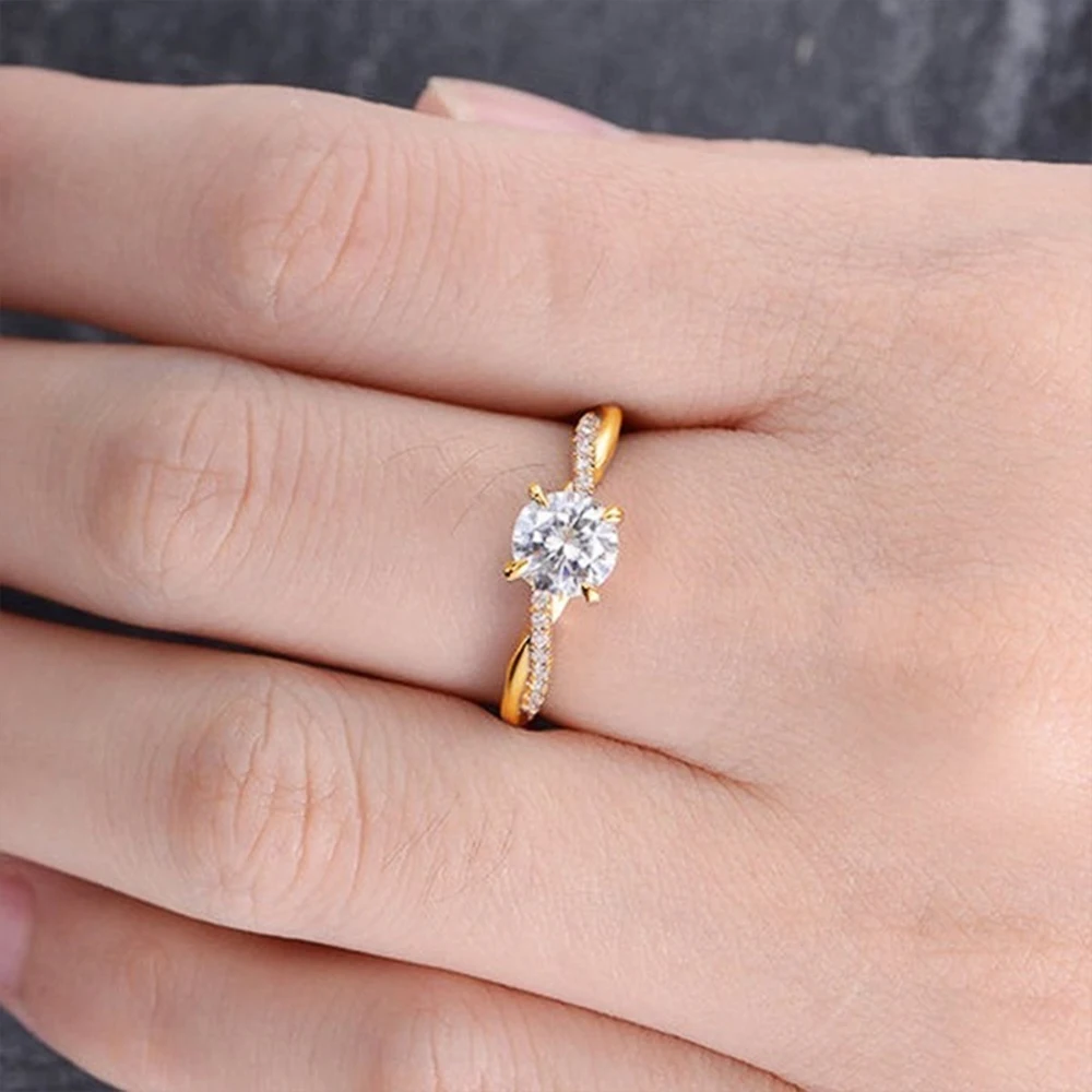 

Gold Color Twist Rings for Women 4 Claw Design Round Zirconia Elegant Female Wedding Rings Romantic Gifts Fashion Jewelry