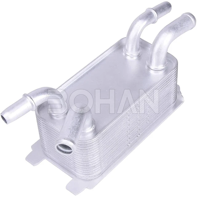 Радиатор масляного радиатора двигателя 30683022 30665937 30723129 30741956 90642 376729611 Для Volvo C30 C70