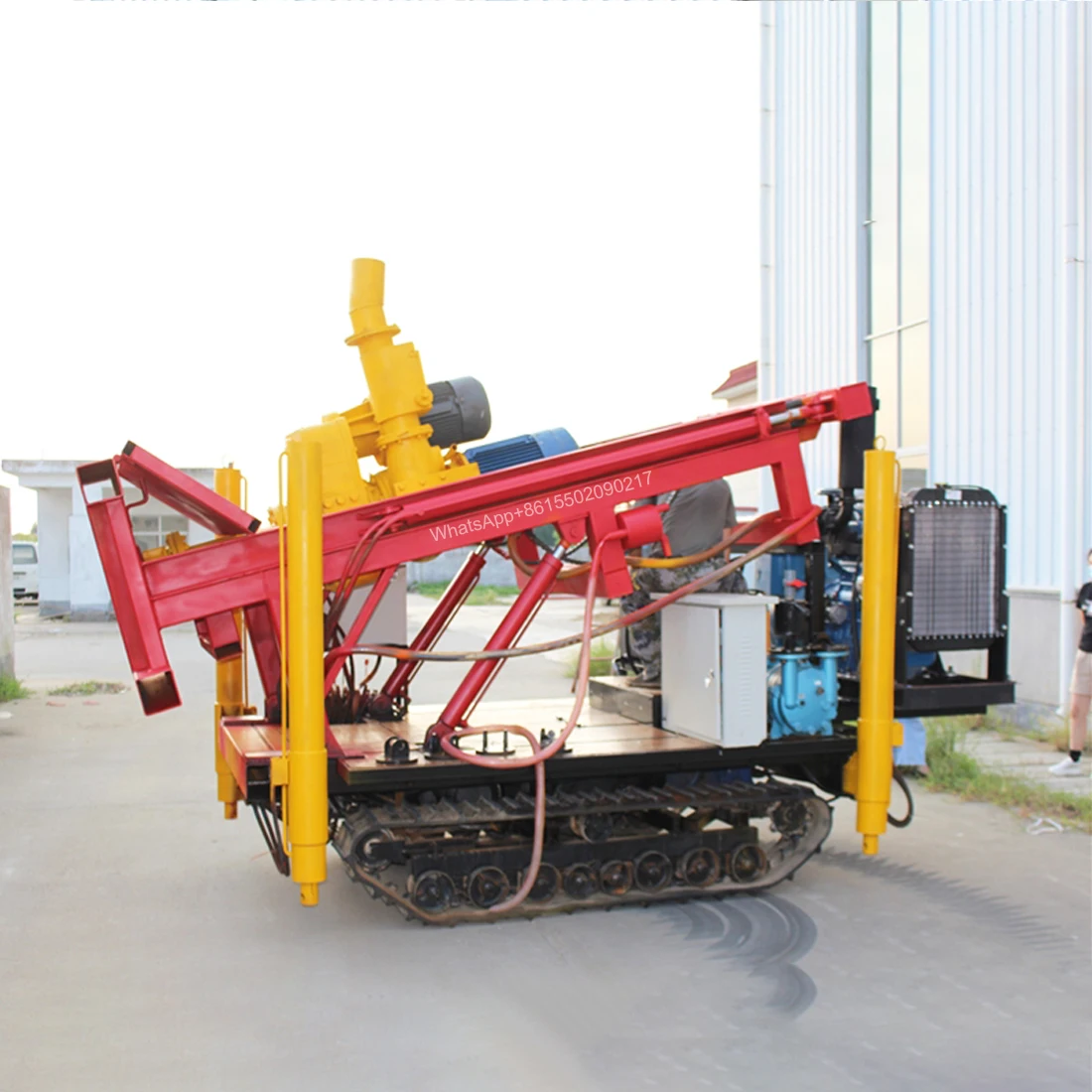 Рисунок 5 - Гусеничная буровая установка с