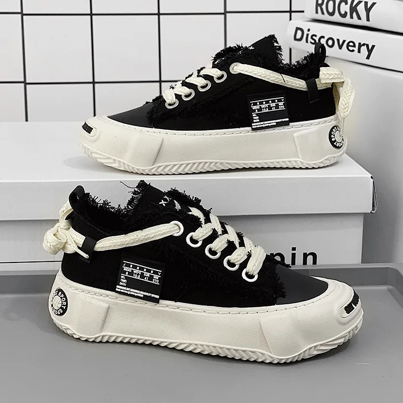 

2023 New Style Men's Vulcanize Shoes with Tie-up Design, Casual Forest Pattern, Hong Kong Canvas Sneakers, Clown Style Footwear