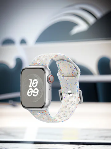 Силиконовый ремешок CRESTED для Apple Watch