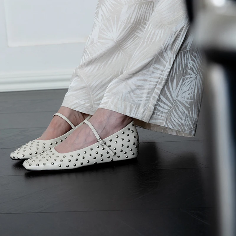 Женские балетки с заклепками из натуральной кожи Туфли Мэри Джейн в стиле ретро