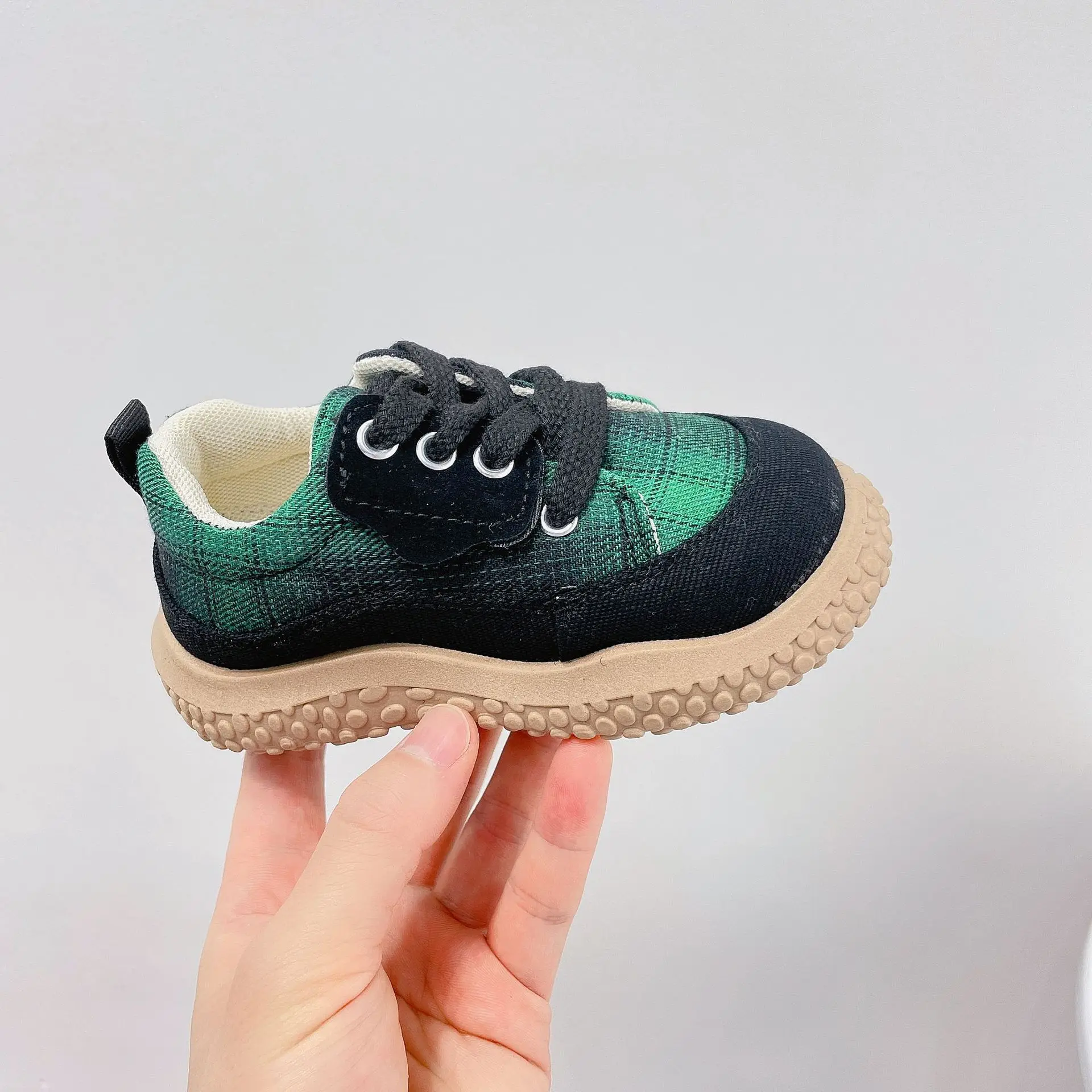 

2022 Girls Boys Canvas Lattice Sneakers New Fashion Girls Casual Tennis Lace-up Children Footwear Non-slip Toddler Kids Shoes