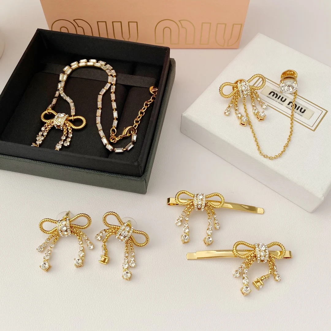 

2022 Autumn Fashion Popular Golden Diamond Bow Necklace Earring Hairpin Breastpin