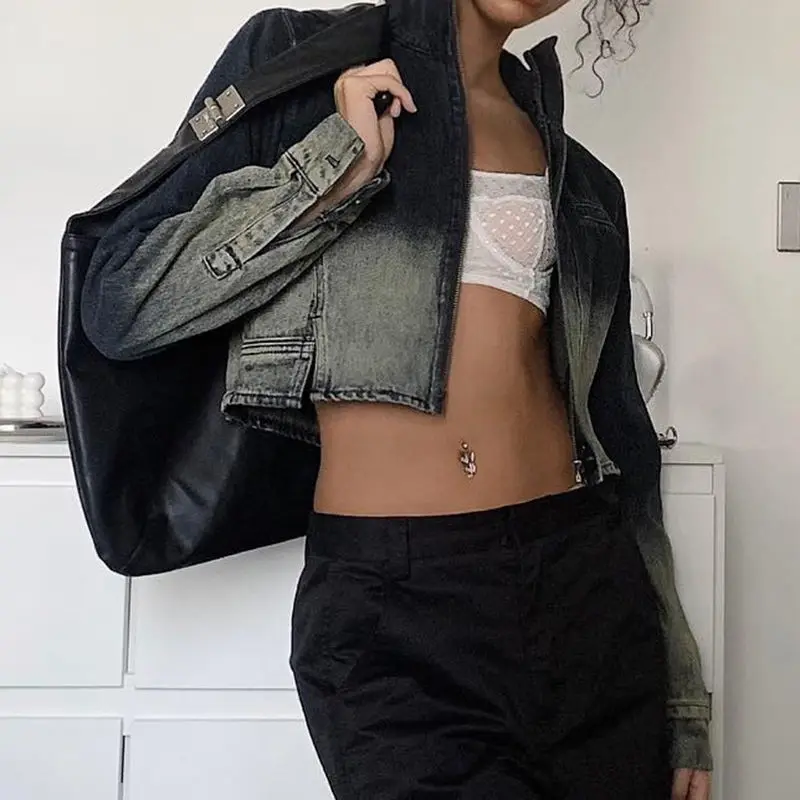 Джинсовая куртка градиентная в американском ретро стиле потертая женская