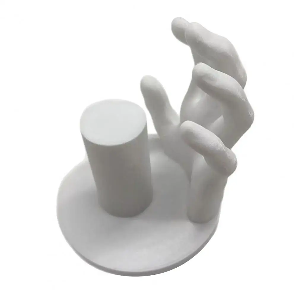 

Держатель для туалетной бумаги в форме руки из пластика