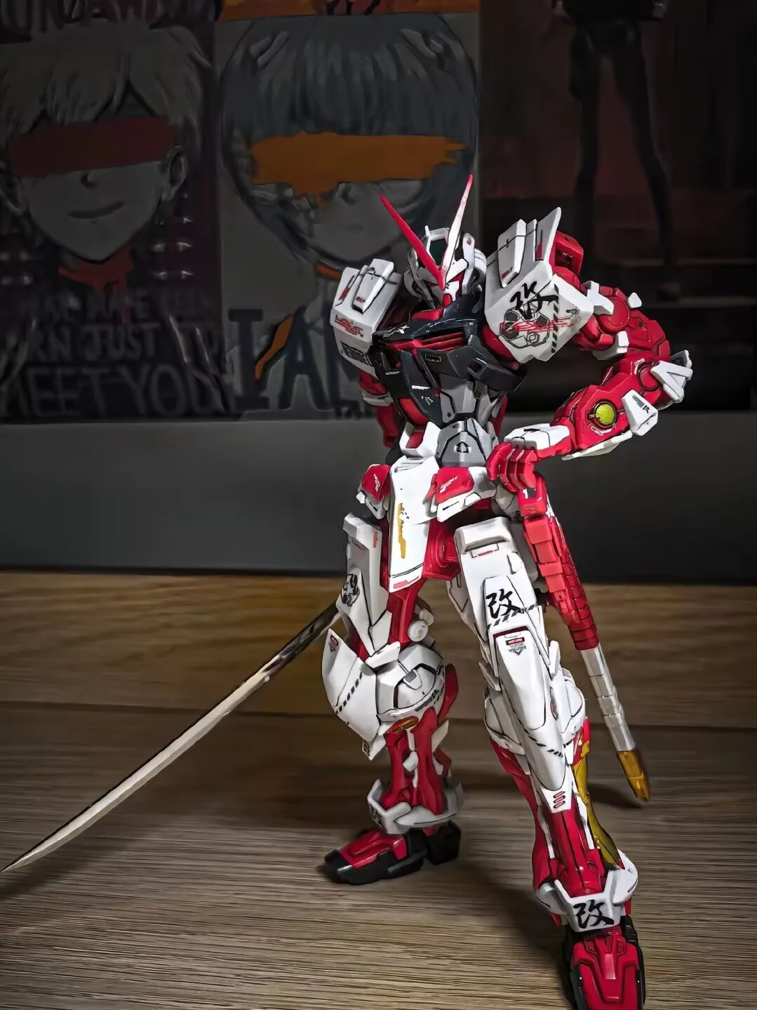 Фото В НАЛИЧИИ: Сборная модель DB 6601 MG 1/100 Astray Red Frame, пластиковый конструктор, подвижная фигурка робота с оружием, коллекционная игрушка для хобби №2