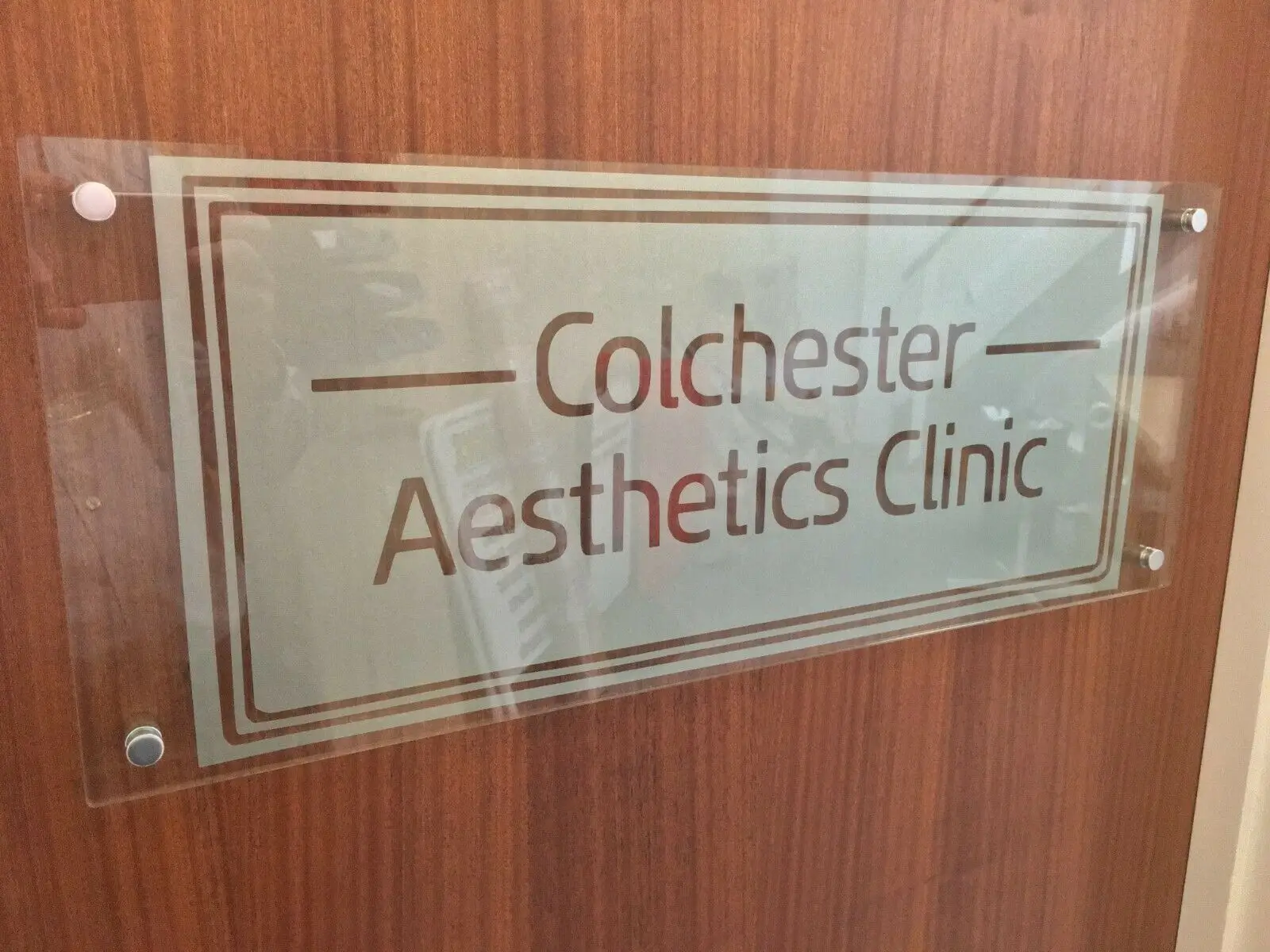 

Customize MODERN CLEAR TEXT SILVER FROSTED BESPOKE SIGN PLAQUE DESIGN CLEAR CUT OUT SILVER