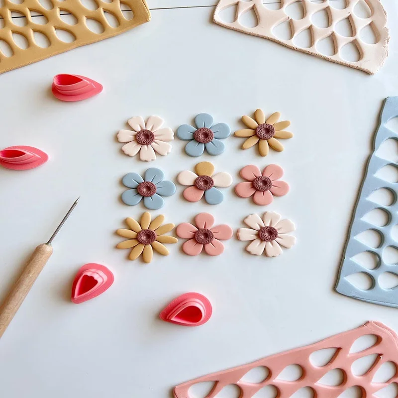

Soft Pottery Polymer Clay Petal 4pc/Set Cutting Die Flower Pattern DIY French Earrings Jewelry Pendant Embossing Making Tool