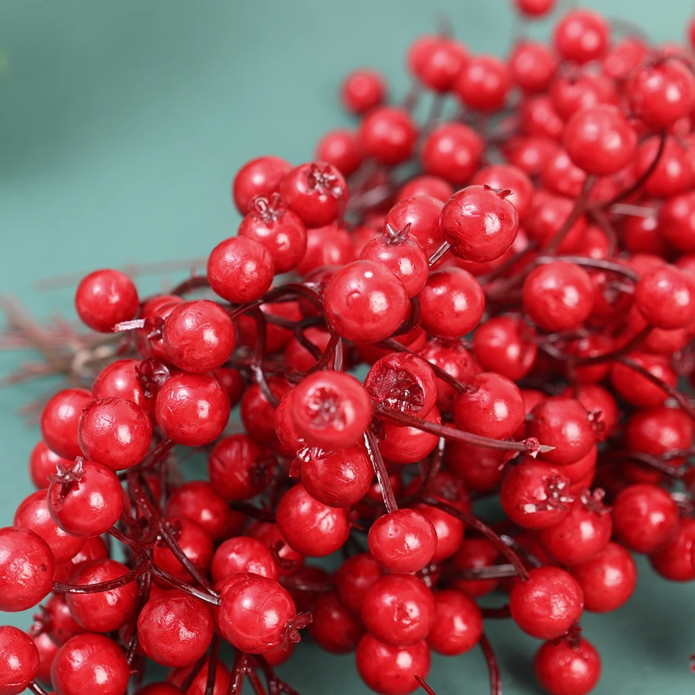 20/1 SZTUK Symulacja gałęzi jagód Świąteczna sztuczna gałąź jagodowa Holly Red Berry Fałszywe rośliny Dekoracja wieńca noworocznego