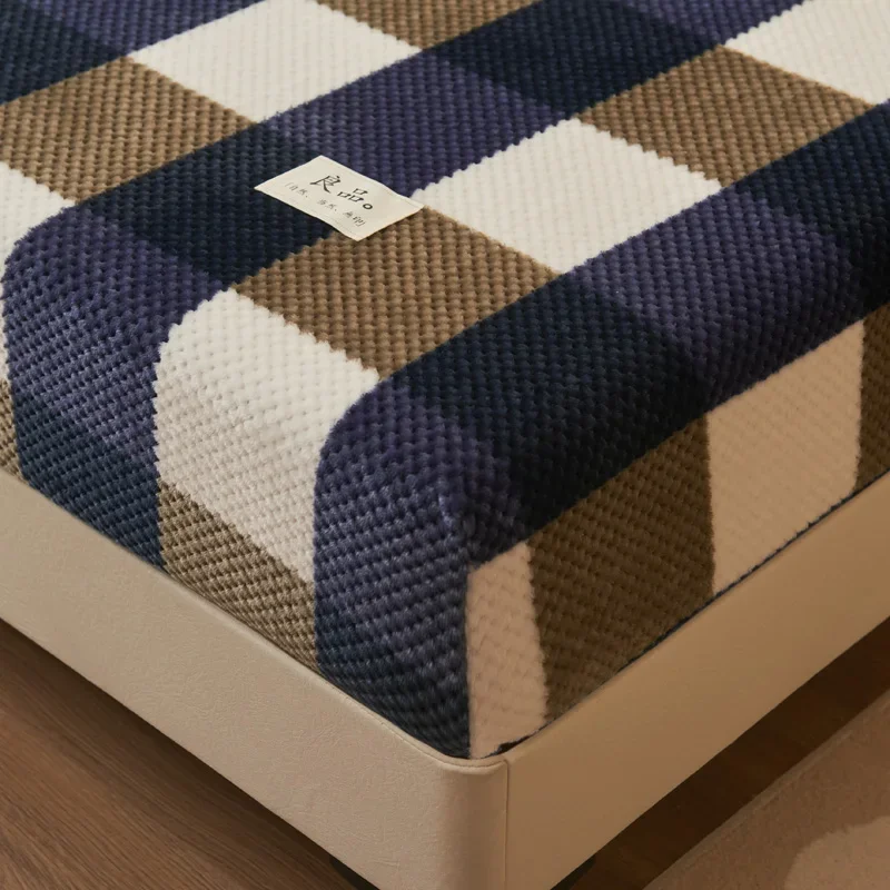 Зимняя теплая натяжная простыня из кораллового флиса WASART эластичный чехол на