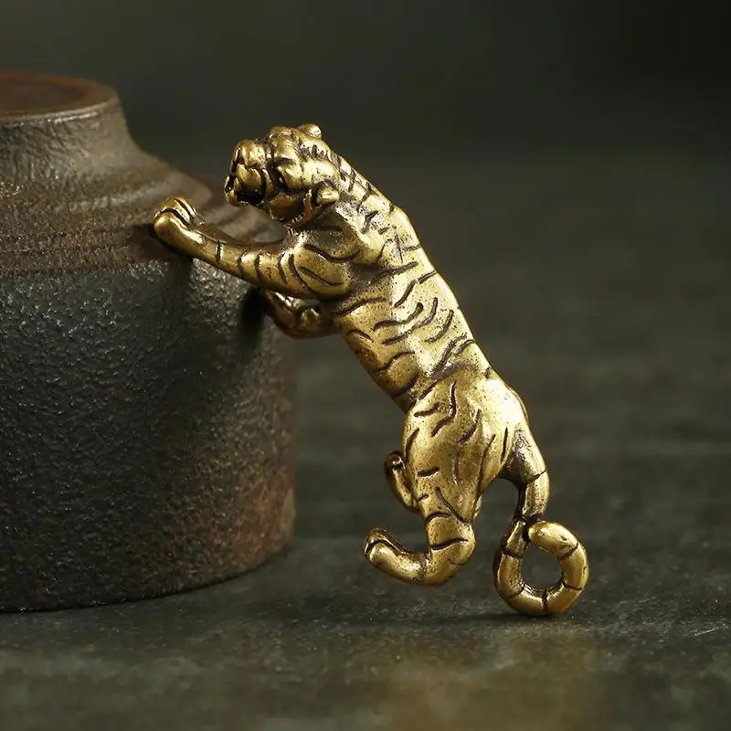 

Antique Copper Tiger King Figurines Home Decor Accessories Vintage Brass Animal Mountain Ornaments Desk Decorations