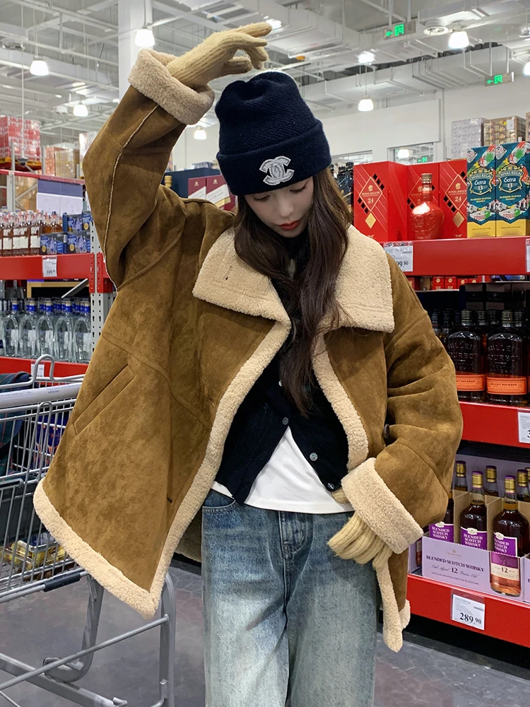Хаки замшевая верхняя одежда из овечьей шерсти женская зима 2024 корейская серия