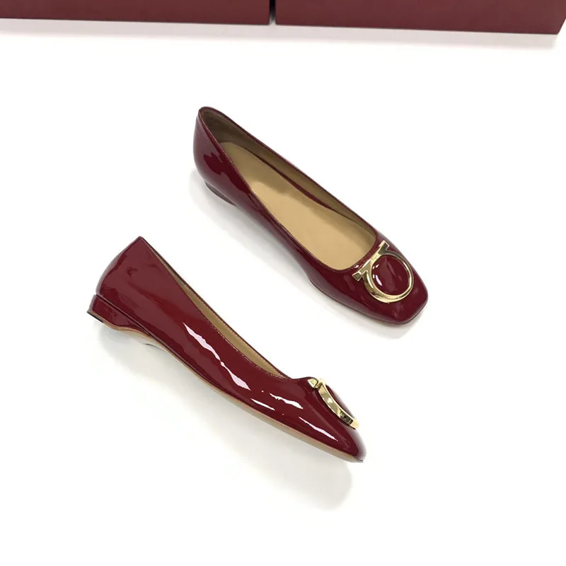 2023 spring high-quality square toe patent leather copper buckle middle and low heel elegant women's shoes comfortable shoes