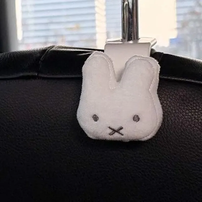 Креативный автомобильный крючок Miffy с принтом мультяшного кролика, многофункциональный, стильный, для заднего сиденья, модное украшение интерьера автомобиля. (art.: 3920d948792fd) - 3920d948792fd