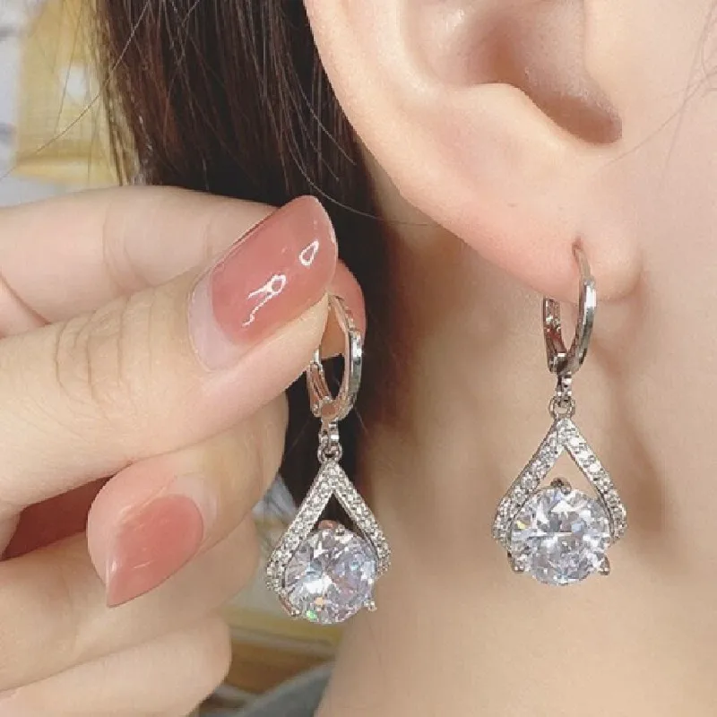 

New Shiny Long Geometric Earring Pendant Women Exquisite Zircon Crystal Earrings Women Birthday Party Gifts Jewelry Accessories