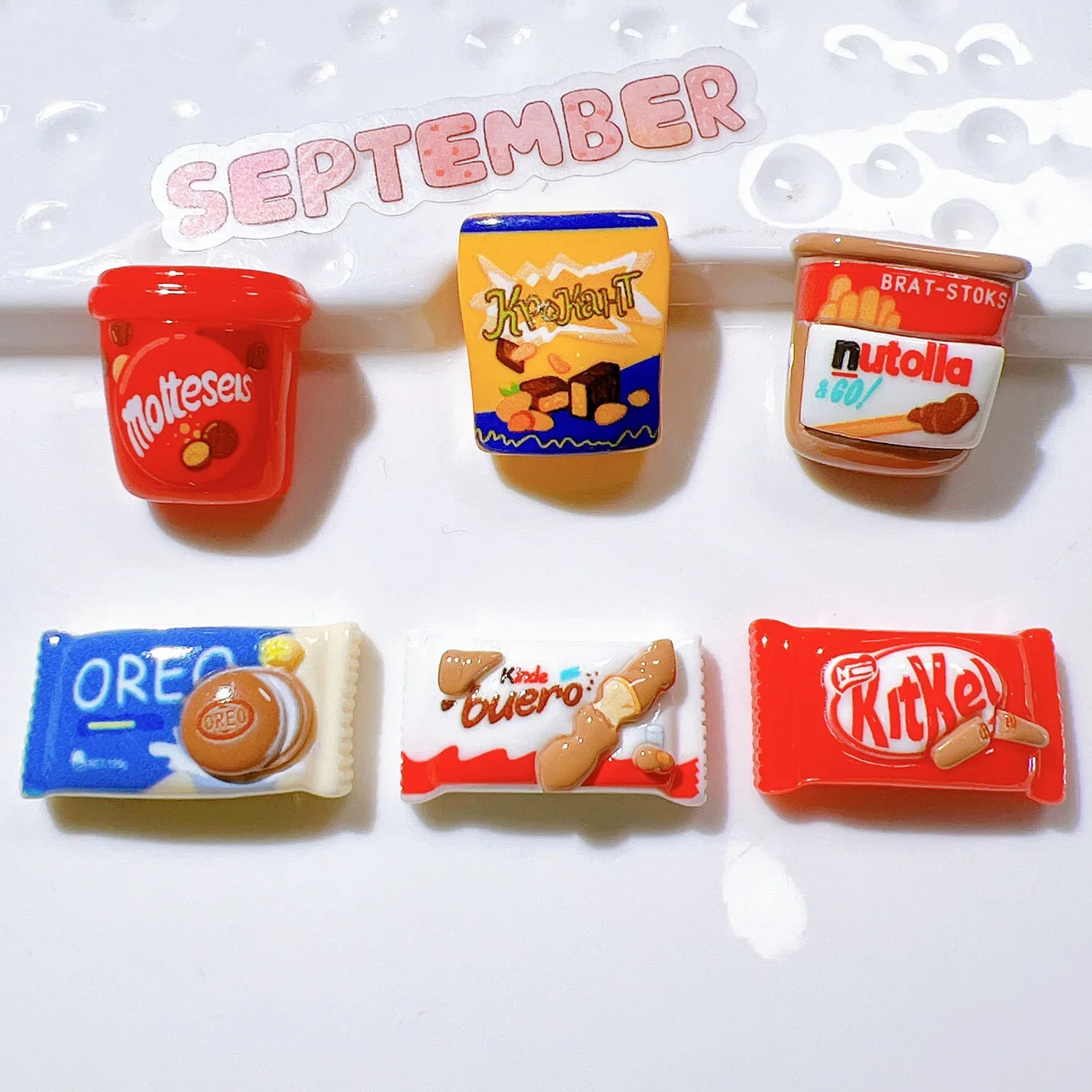 

Набор магнитов для холодильника с мультяшными персонажами