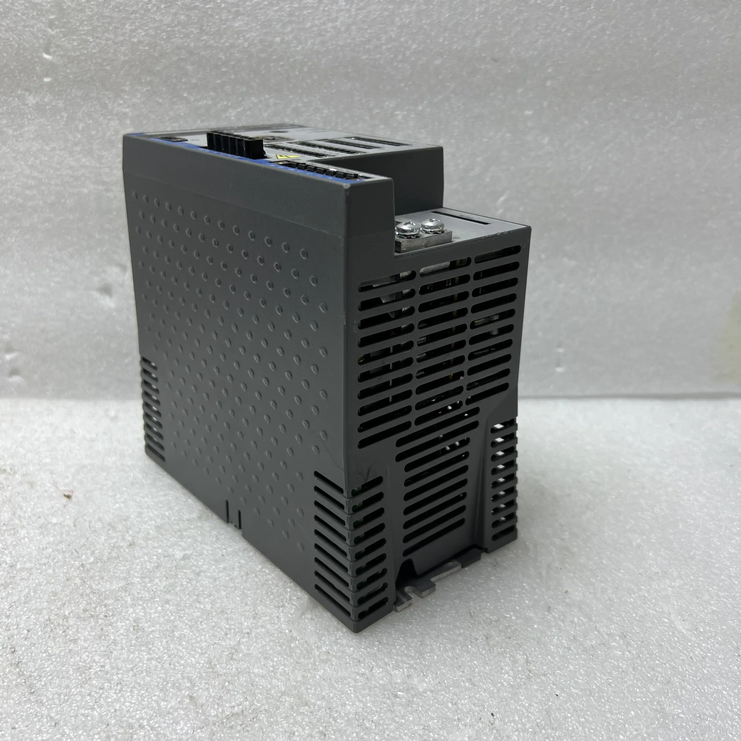 Тест хорошего сервопривода AKD-M00306-MCEC-0000 AKD-P01207-NBEC-0000