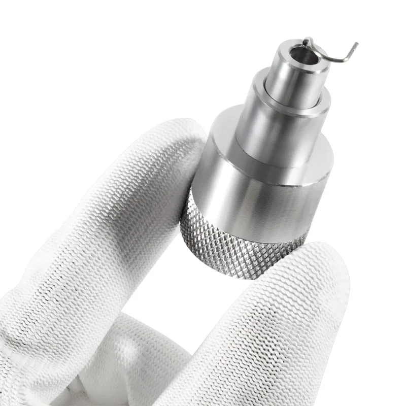 Инструмент для установки топливного стопорного клапана MC400 поставляется с