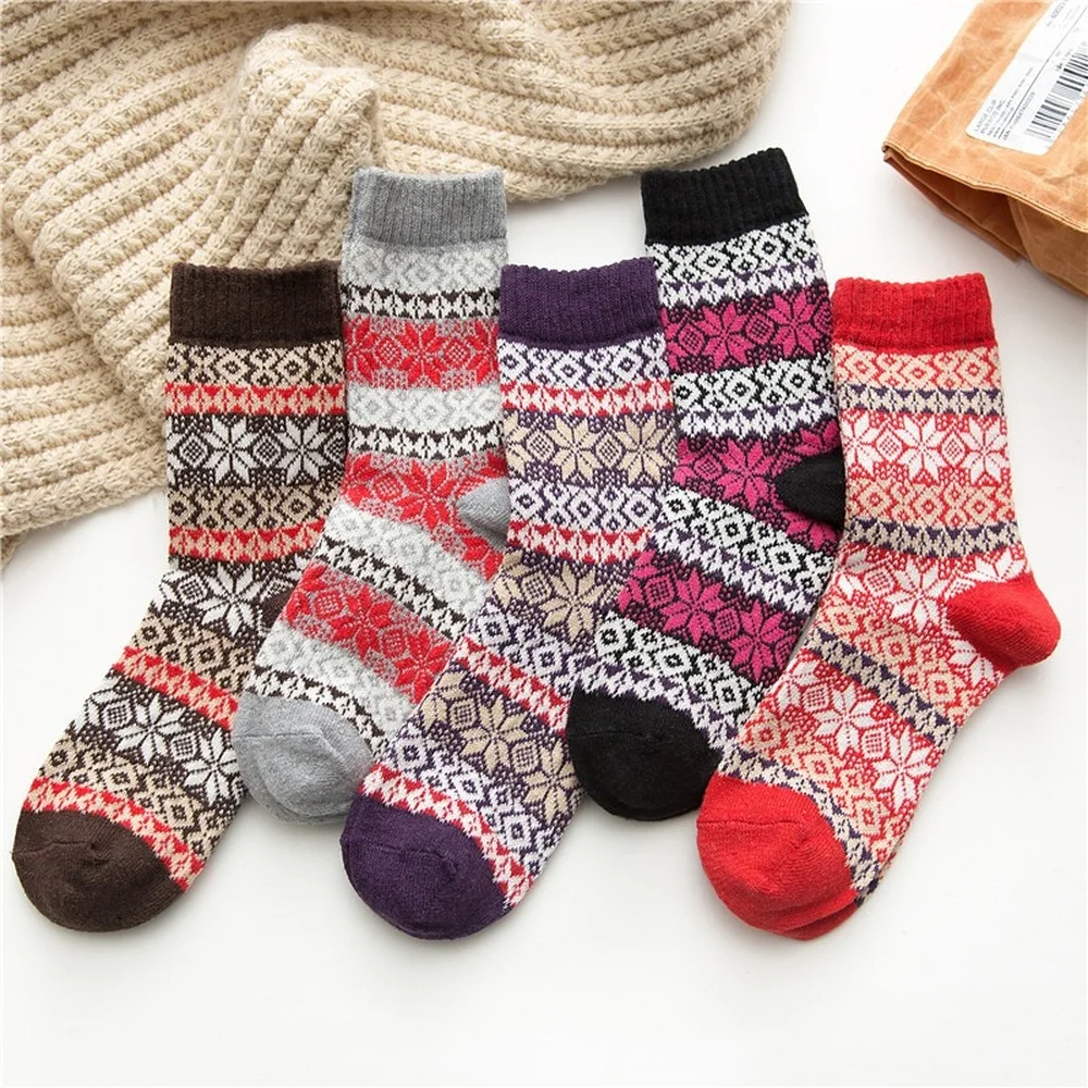 5 Pairs Hot Selling Winter Women Rabbit Wool Socks Super Thick Warm Cashmere Snowflake Octagon Flower Women Socks