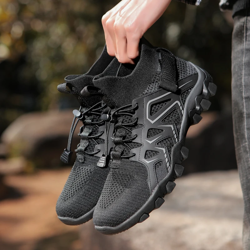 Men High-Top Wading Shoes Women Barefoot Upstream Water Shoes Outdoor Camping Sneakers Elastic Breathable Sports Sneakers New