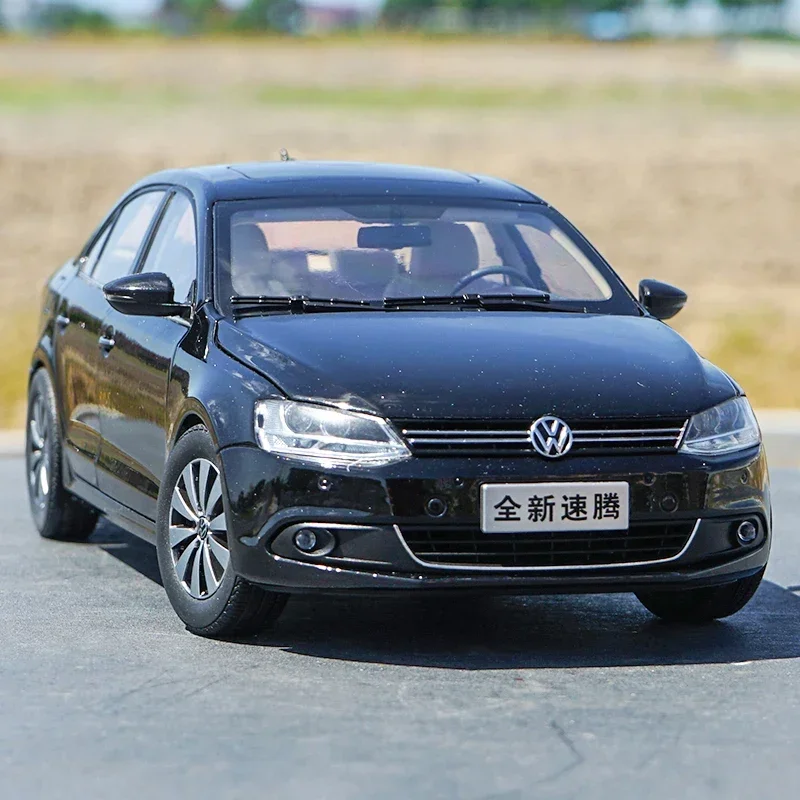 Литая под давлением модель автомобиля Volkswagen New Sagitar в масштабе 1/18 из сплава SAGITAR
