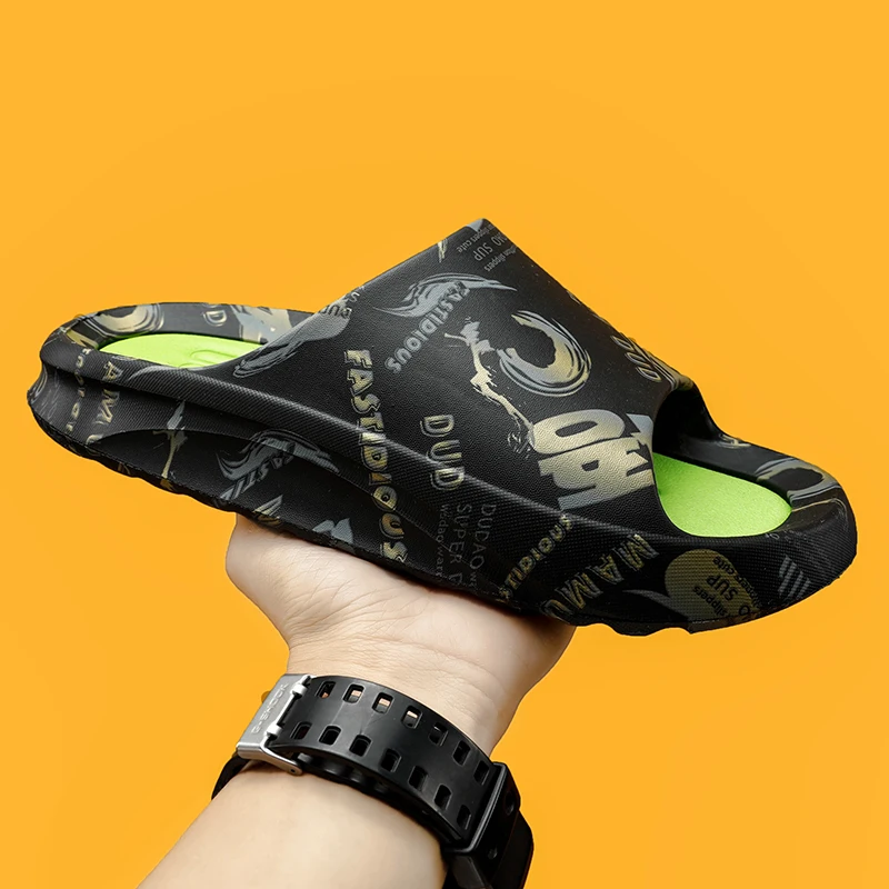 Men 2022 New Slides Summer  Thick Platform Cloud Slippers Beach Eva Soft Sole  Sandals Leisure Indoor Bathroom Anti-slip Shoes