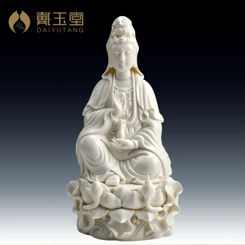 

Buddha statue of Guanyin Bodhisattva is dedicated to the white porcelain Avalokitesvara statue of sitting lotus Buddha ornaments