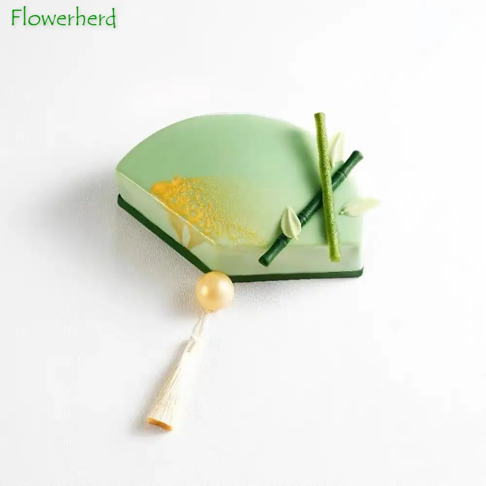 

Chinese-style Fan Mousse Chocolate Mold DIY Fan-shaped Cake Mold Dessert West Point Aromatherapy Plaster Candle Resin Molds