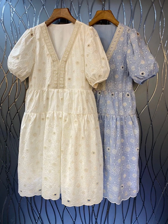 

2022 new women fashion V-neck beaded embroidery stitching neckline bubble short-sleeved waist hollow dress 324