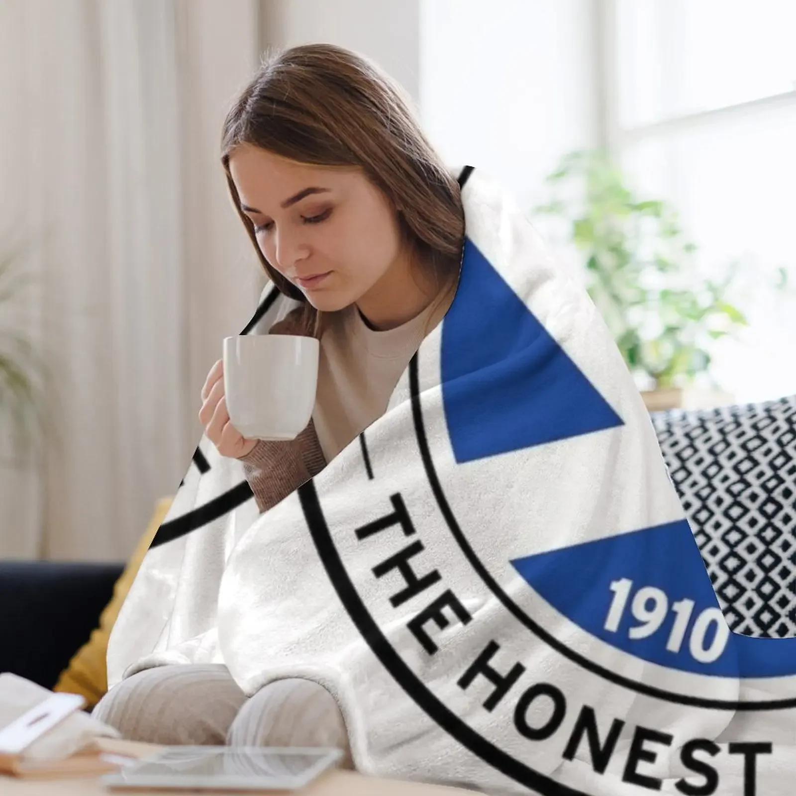 Фото Плед для футбольного клуба Ayr United, легкий, устойчивый к сминанию. №3