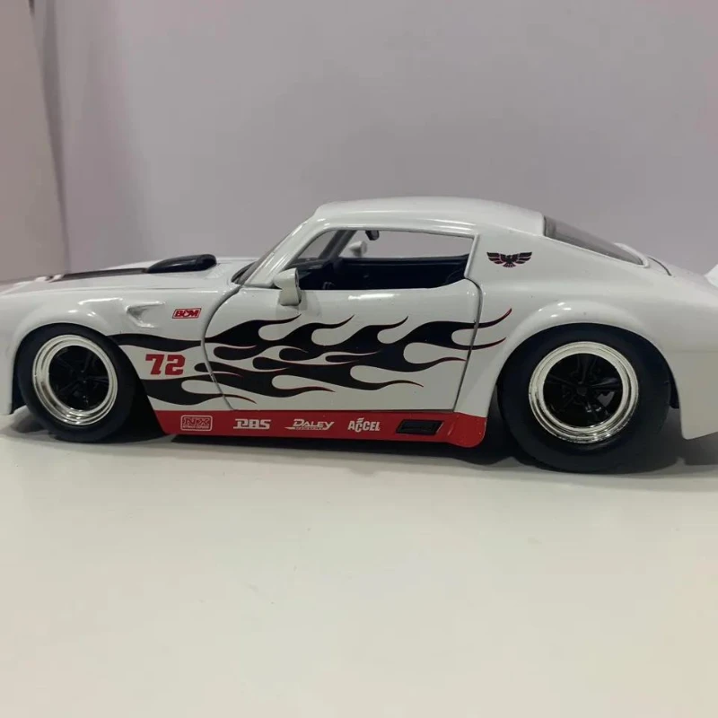 Модель автомобиля из металлического сплава Jada 1:24 1972 Pontiac Firebird игрушка для детей