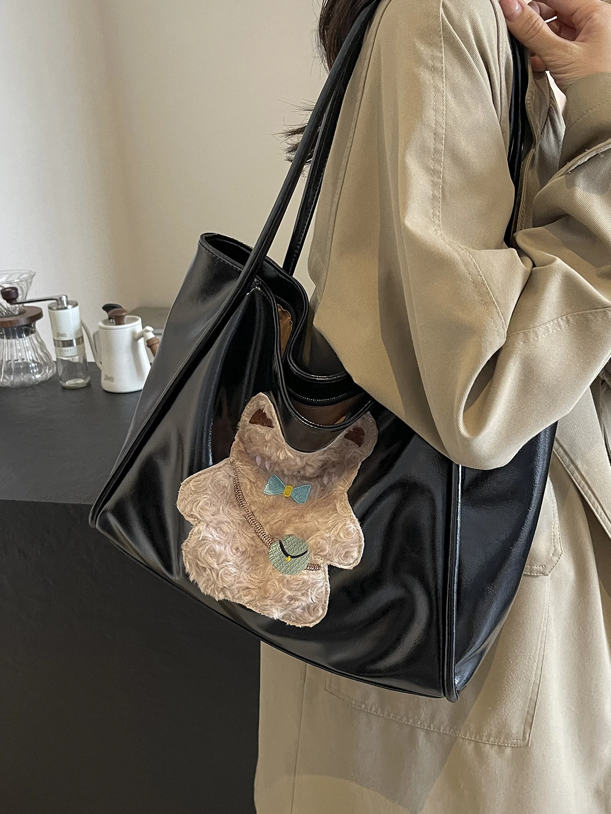 Осенне-зимняя вместительная Ретро сумка для женщин новинка 2024 Повседневная