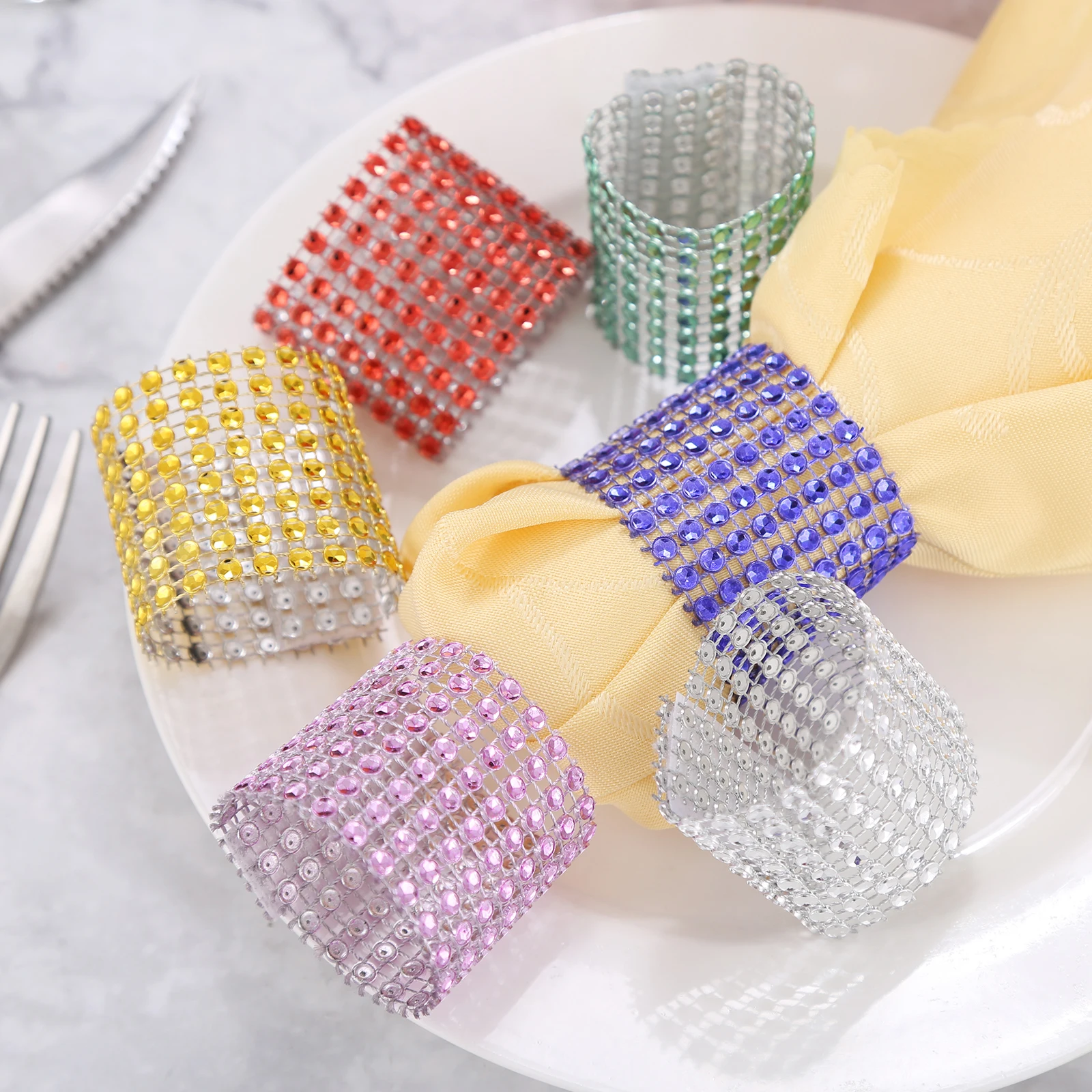 

10pcs 6 Color Optional Napkin Rings PP Napkin Holder Ring Serviette Buckles Ceremony Party Dining Decor Exquisite Party Supplies