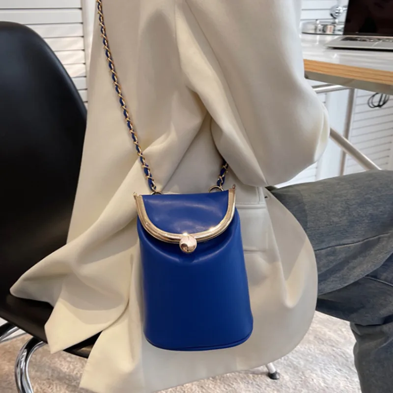 

High Quality Mini Cute Bucket PU Leather Chain Crossbody Bag Women 2022 Luxury Designer Handbag Phone Purse Trendy Shoulder Bag