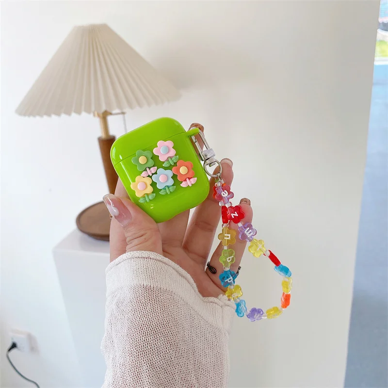 

Чехол для наушников Airpods 2 с 3d-изображением летних цветов и брелоков